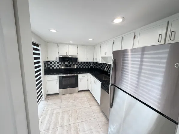 8301 SW 157th Ave, Miami, FL 33193