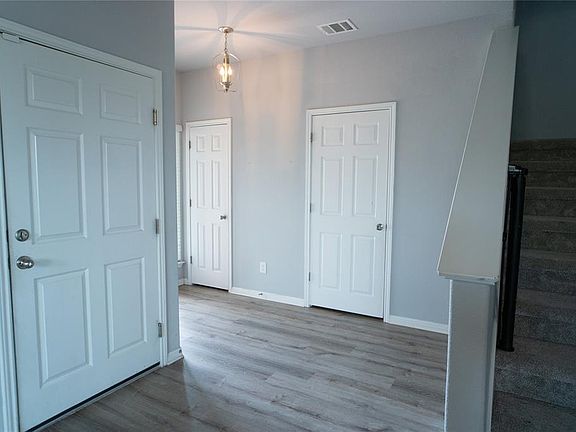 2nd image of 160 Shearwater Ln