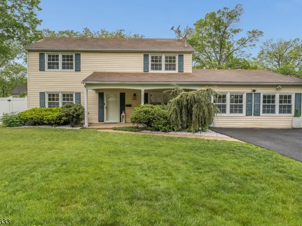 216 Lenox Pl, Franklin Twp., NJ 08873