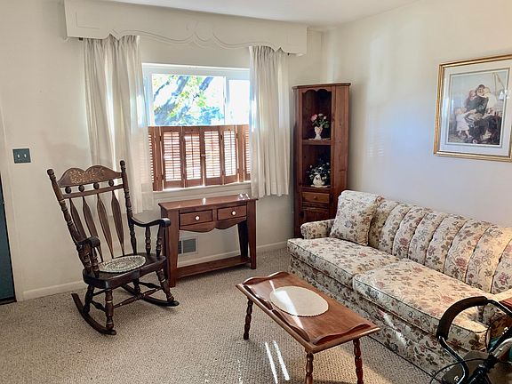 3rd image of 360 Koogler Dr NW