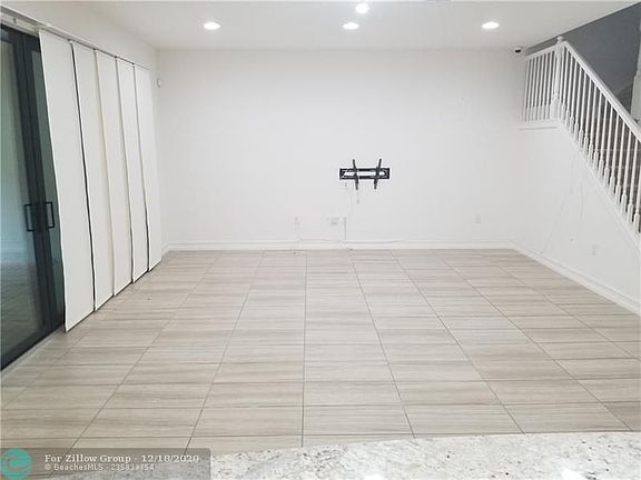 5th image of 8116 Rainforest Jasper Ln