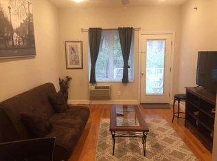 3079 32nd St APT 2R, Astoria, NY 11102