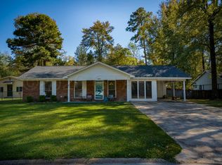 601 Sycamore St, Starkville, MS 39759