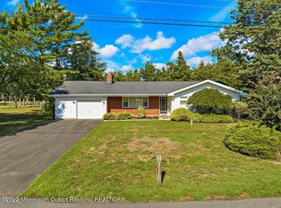 13 Plantation Dr, Little Egg Harbor, NJ