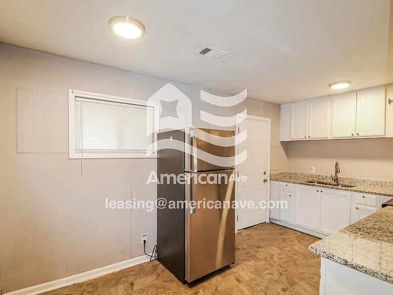 1821650_006_wm_-_kitchen_13619608.jpg