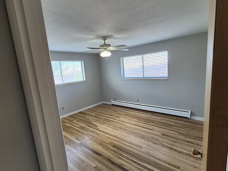 1318 Virginia St — Photo 11