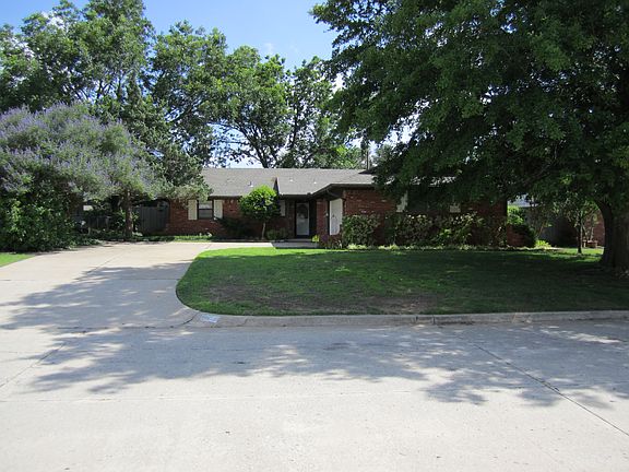 3rd image of 4212 NW 60th Pl