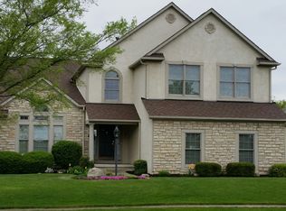 3177 Walkerview Dr, Hilliard, OH 43026