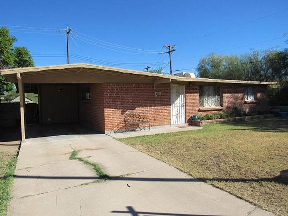 2nd image of 1502 W Calle Siglo