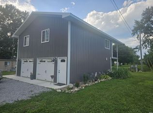 11016 Lakeview Rd, Kewanna, IN 46939