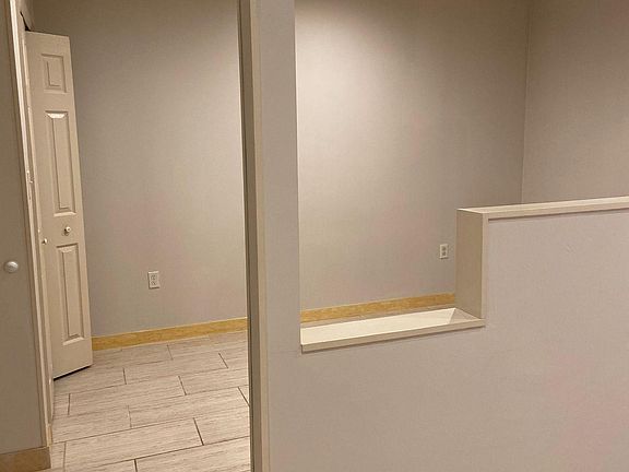 3rd image of 120 Cuautla Way