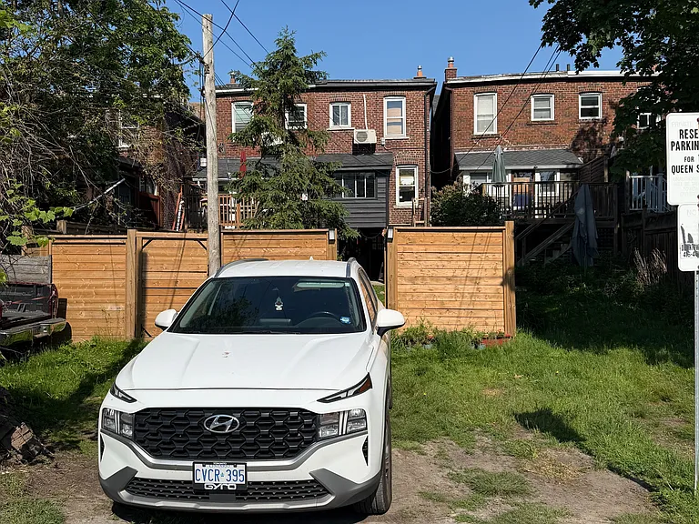 43 Kingston Rd — Photo 23