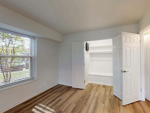 5th image of 612 Walpole St #18-T2