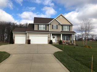 5849 Shannon St NE, Louisville, OH 44641