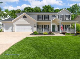 1544 Hunters Meadow Dr, O'Fallon, MO 63366