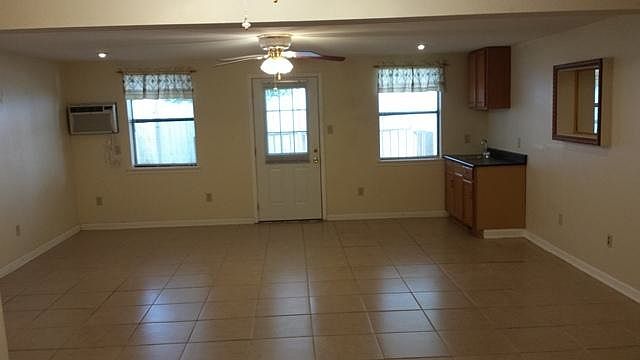 1st image of 2551 Chelsea Dr