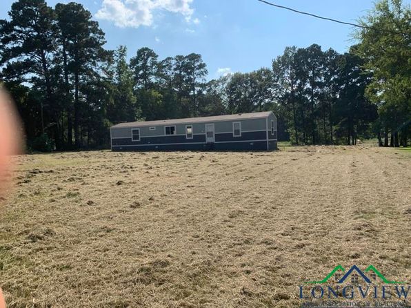 220 S Chalk St, Joaquin, TX 75954