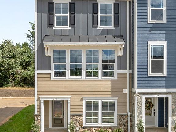 4th image of 746 Park Ridge Dr