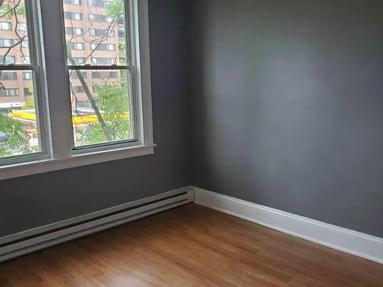 353 Capitol Ave — Photo 14