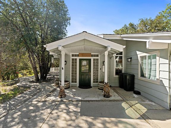 3rd image of 6657 Deer Park Dr
