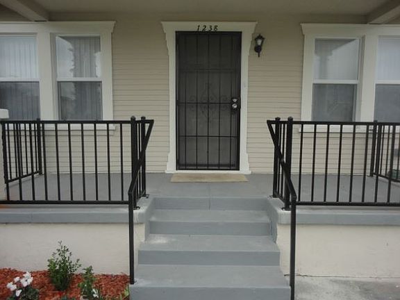 2nd image of 1238 W 70th St
