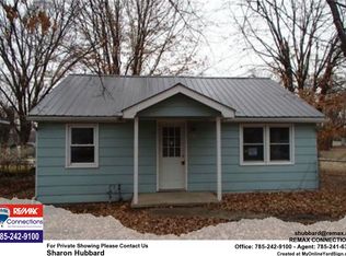 1707 E Oak St, Fort Scott, KS 66701