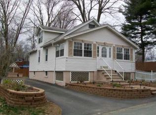 17 Carrie Ln, Middletown, NY 10940