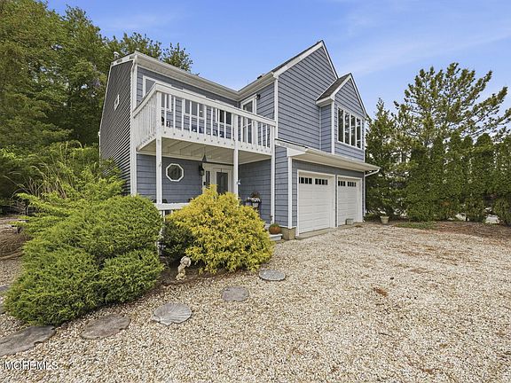3rd image of 212 Timberlake Drive