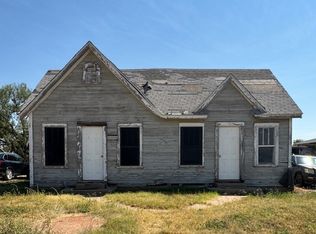 610 E Sammy Baugh Ave, Rotan, TX 79546