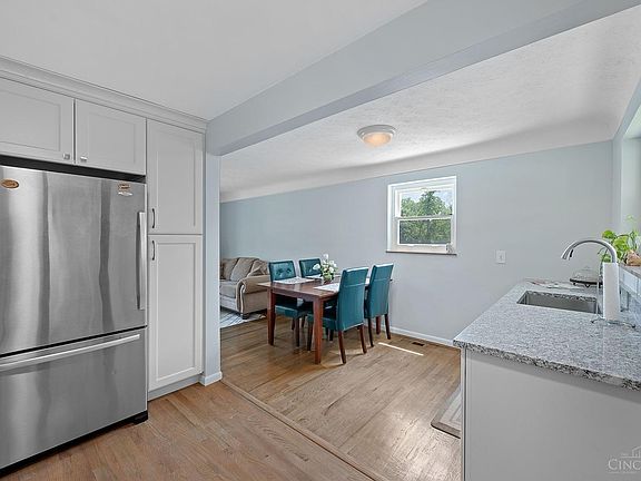 5th image of 8631 Dundalk Ct