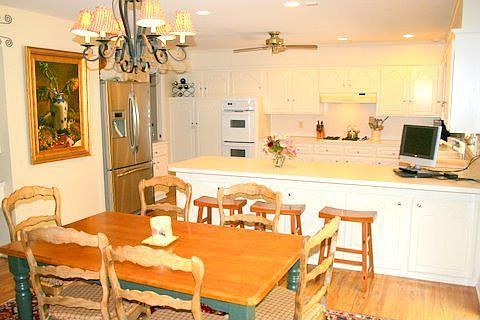 Kitchen opens to Breakfast Room