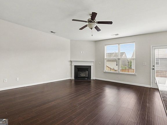 5th image of 5885 Seabright Ln