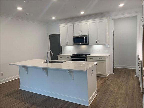 Plenty of CabinetsPhotos shown are of a completed Adams and are for viewing purposes only as this sp