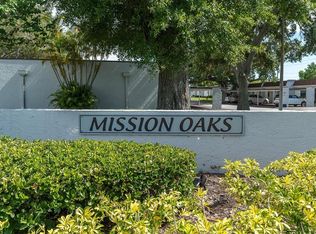 13711 Mission Oaks Blvd, Seminole, FL 33776