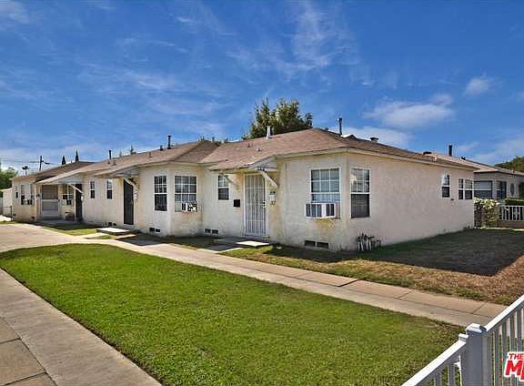 3rd image of 11418 Victory Blvd