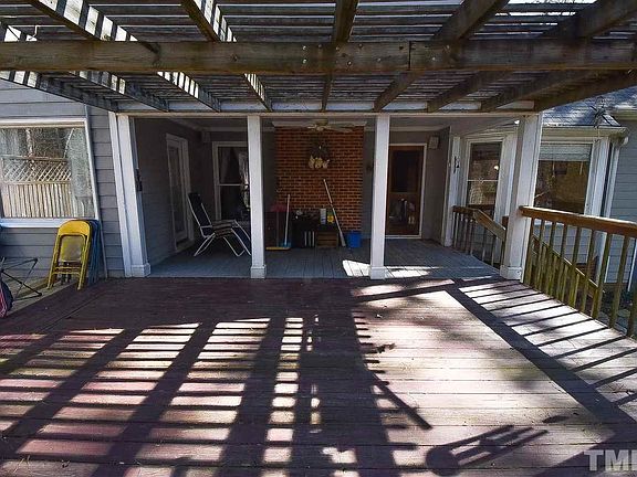 5th image of 4221 Bay Laurel Ct