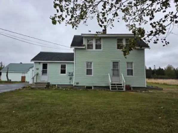 50 Kennebec Rd, Machias, ME 04654