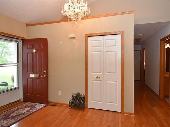 2nd image of 1288 Bell Ave