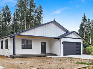 6467 Little Big Horn Rd, Maple Falls, WA 98266