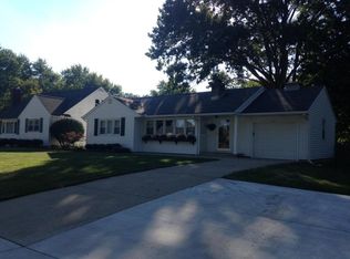 110 Hamilton Ave, Hebron, OH 43025