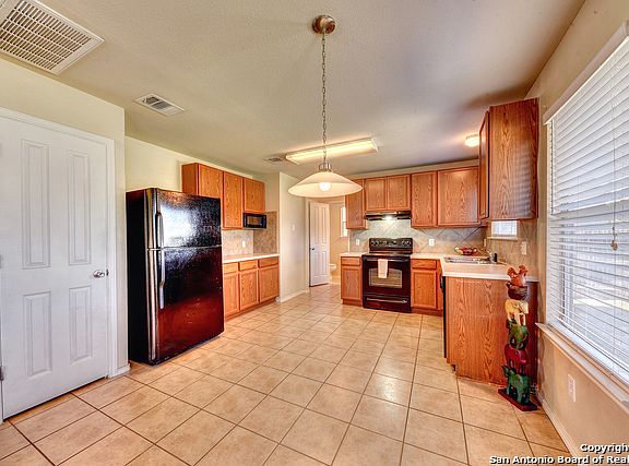 5th image of 4902 Braden Gate