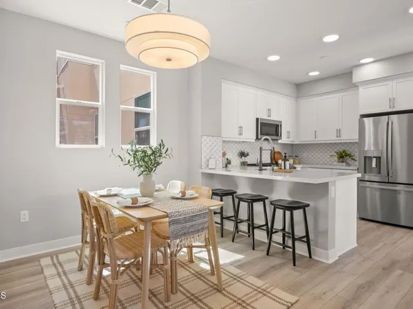 1260 E Thompson Blvd #101, Ventura, CA 93001