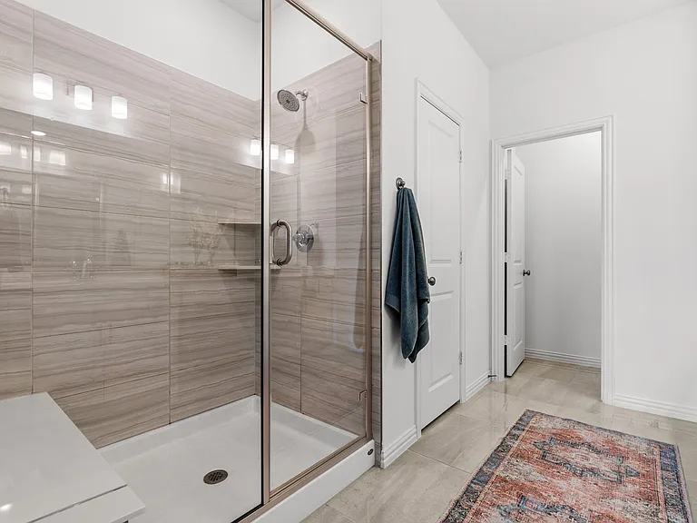 2529 Barnwood Ln — Photo 49