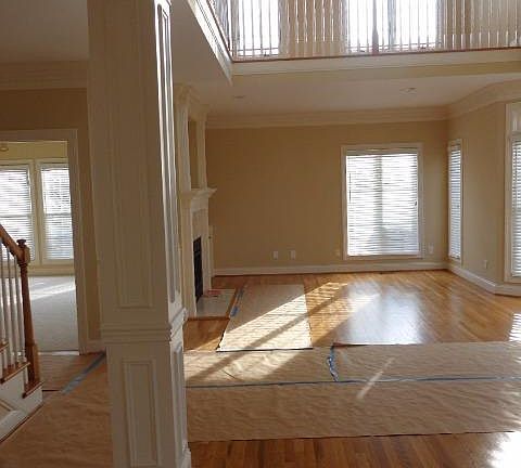 4th image of 1344 Clubhouse Ln