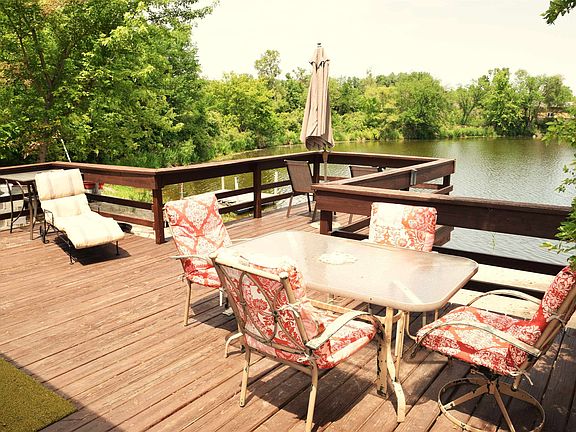 4th image of 1 Bellwood Lakes