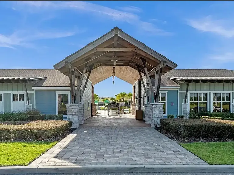 11650 Epic Ave — Photo 19