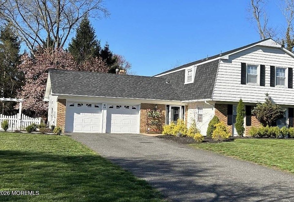 1st image of 121 Princess Anne Drive