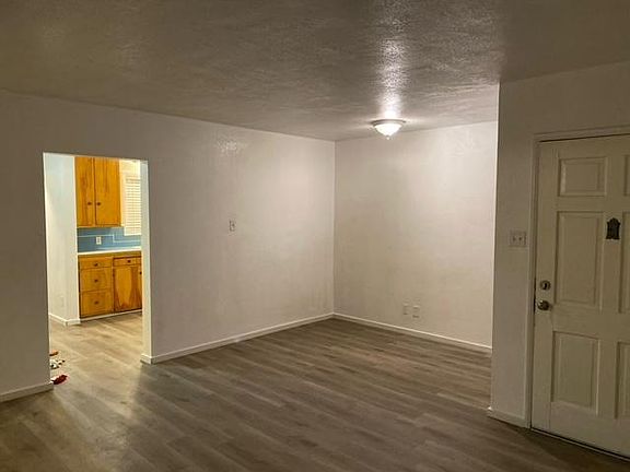 5th image of 25546 Byron St