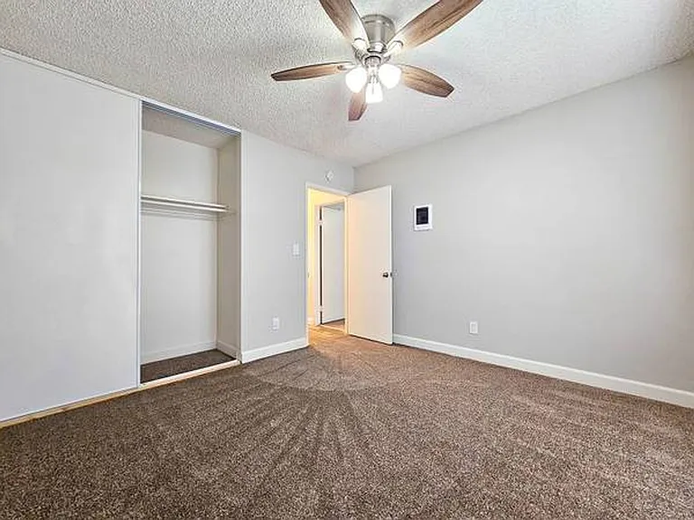 Greentree Apartments — Photo 29