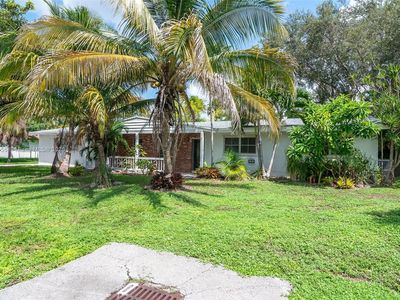 8465 SW 143rd St, Palmetto Bay, FL, 33158